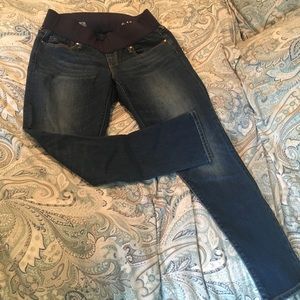GAP MATERNITY JEANS